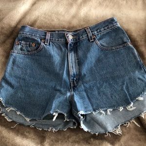 Levi High Rise shorts
